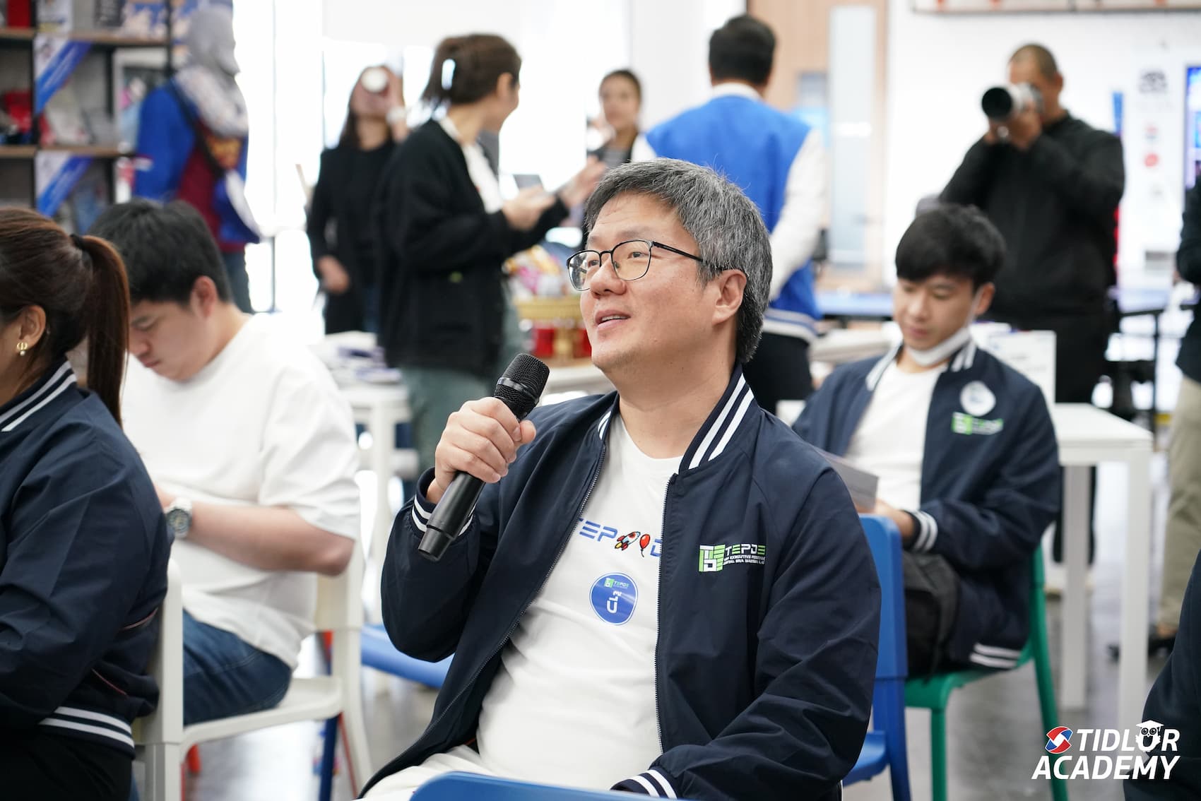 Tidlor Article Gallery