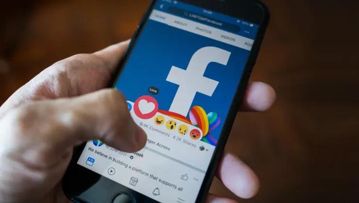 ขายของบน Facebook ส่วนตัวได้ไหม ต้องสร้างเพจขายของหรือเปล่า?